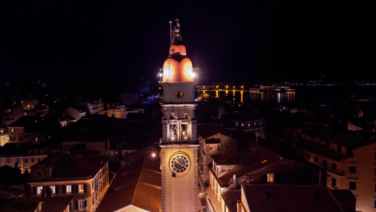 The Heritage Penthouse! Old City Centre コルフ島 エクステリア 写真
